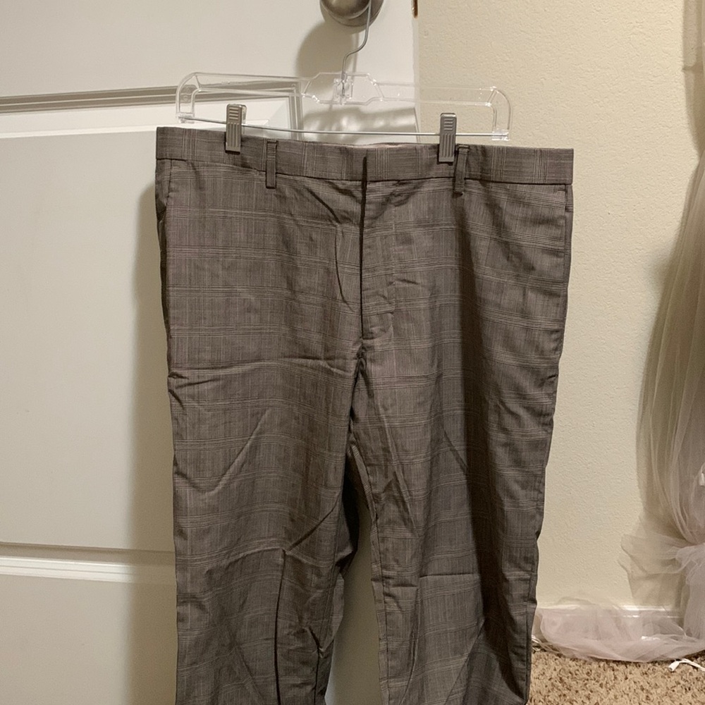 Tailored slim fit slacks